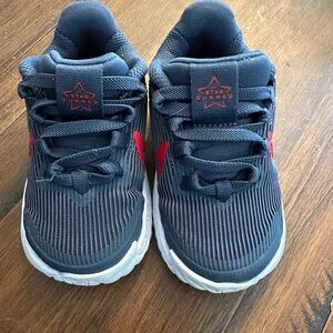 Nike Kids Navy and Red Star Runner Sneakers